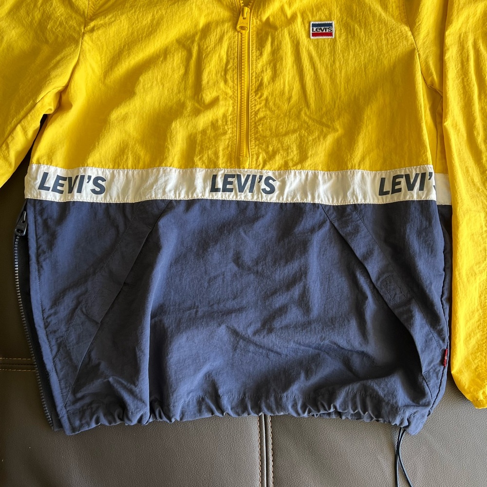Levi’s Lightweight Rain Jacket - image 3